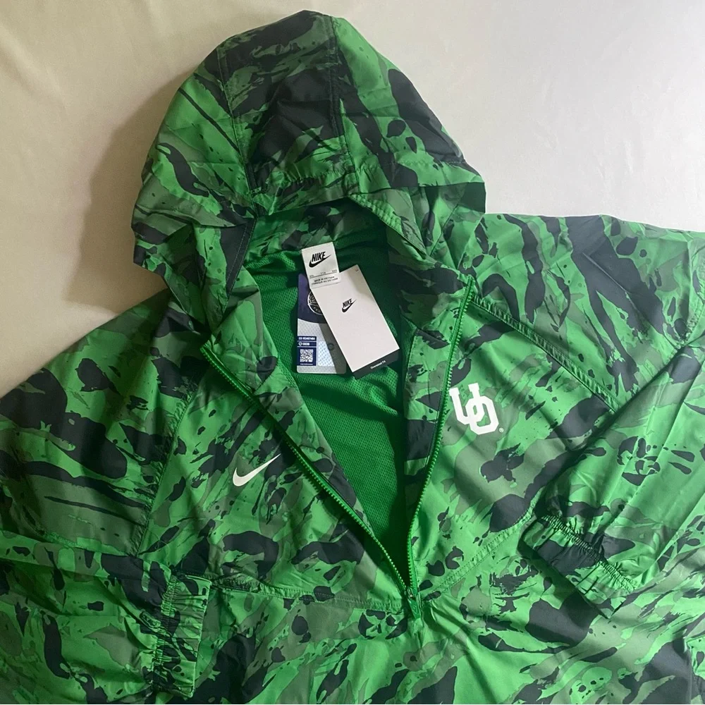 Nike Oregon Ducks Windrunner  Jacket Men 2XL OVERSIZED Camo Lined 1/4 Zip Anorak